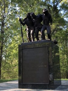 Statue of soldiers